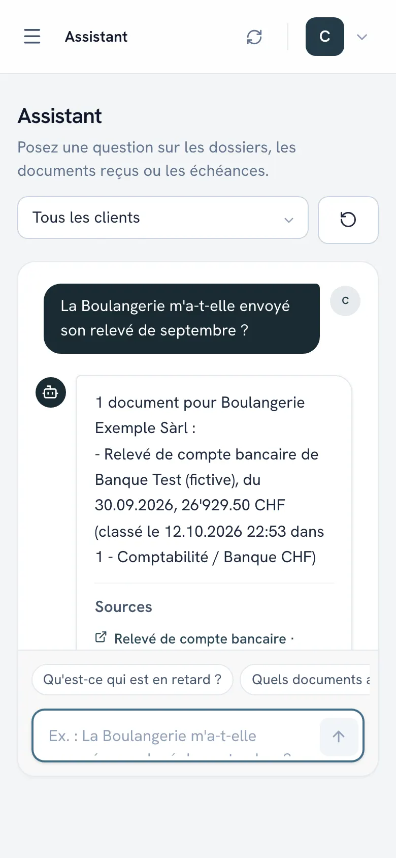 Assistant de Fidu Agent répondant à une question sur le relevé bancaire de septembre de Boulangerie Exemple Sàrl, avec sa source.